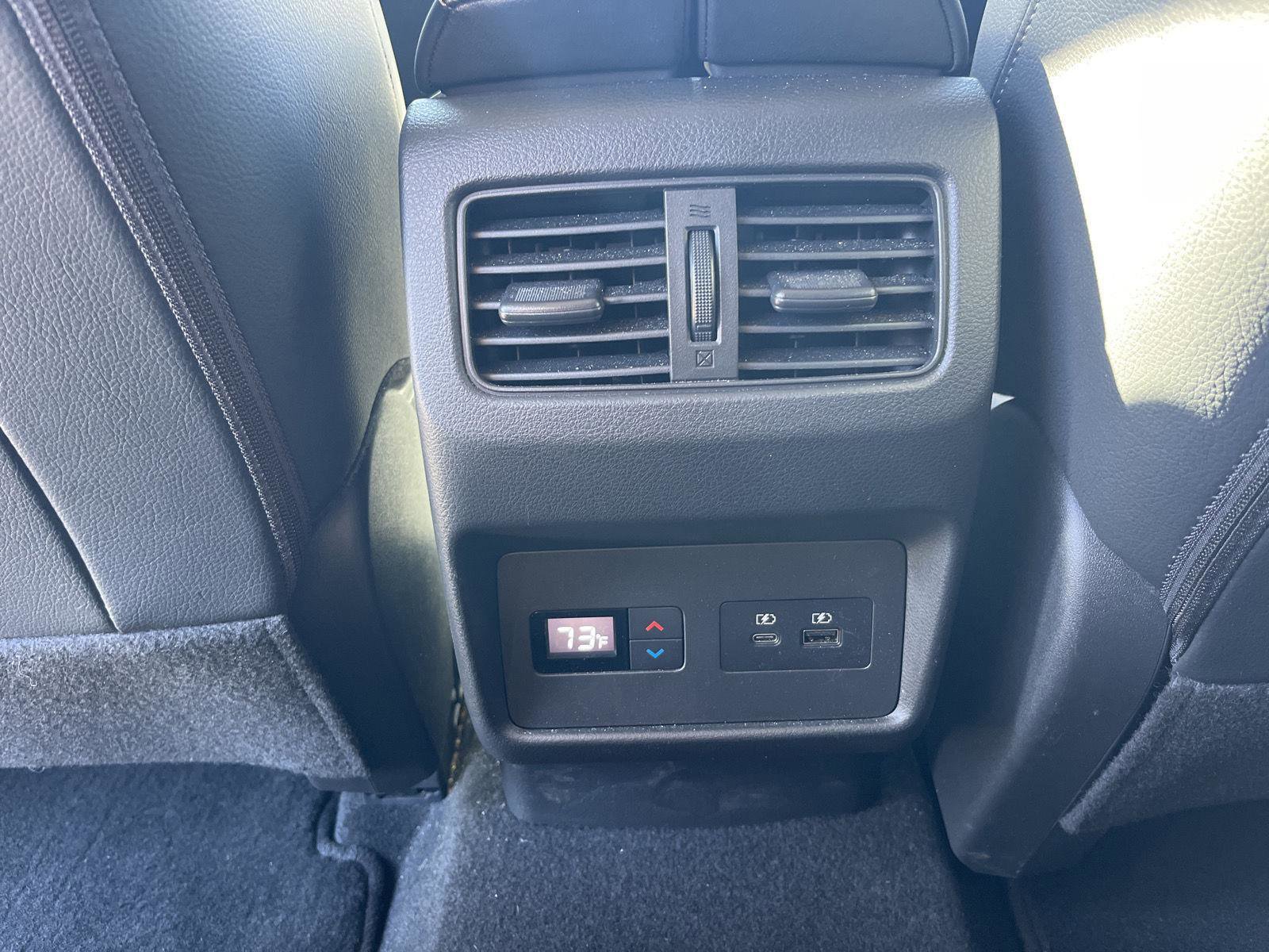 Used 2023 Nissan Rogue SL w/ SL Premium Package image 15