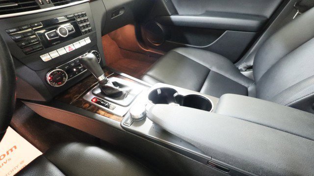 Used 2013 Mercedes-Benz C 300 4MATIC Sedan image 16