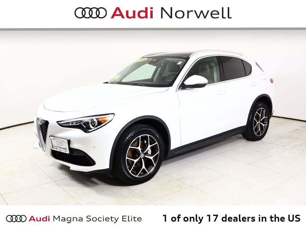 Used 2018 Alfa Romeo Stelvio Ti image 10