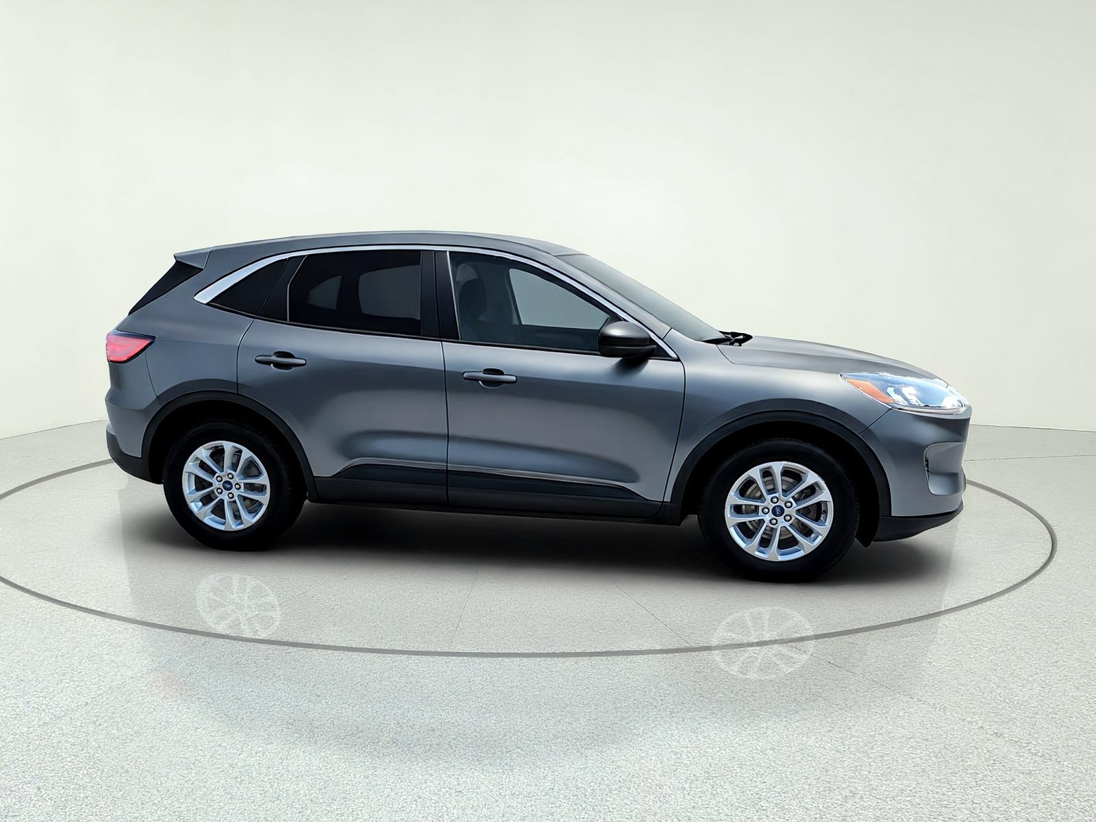 Used 2022 Ford Escape SE w/ Convenience Package FWD image 10