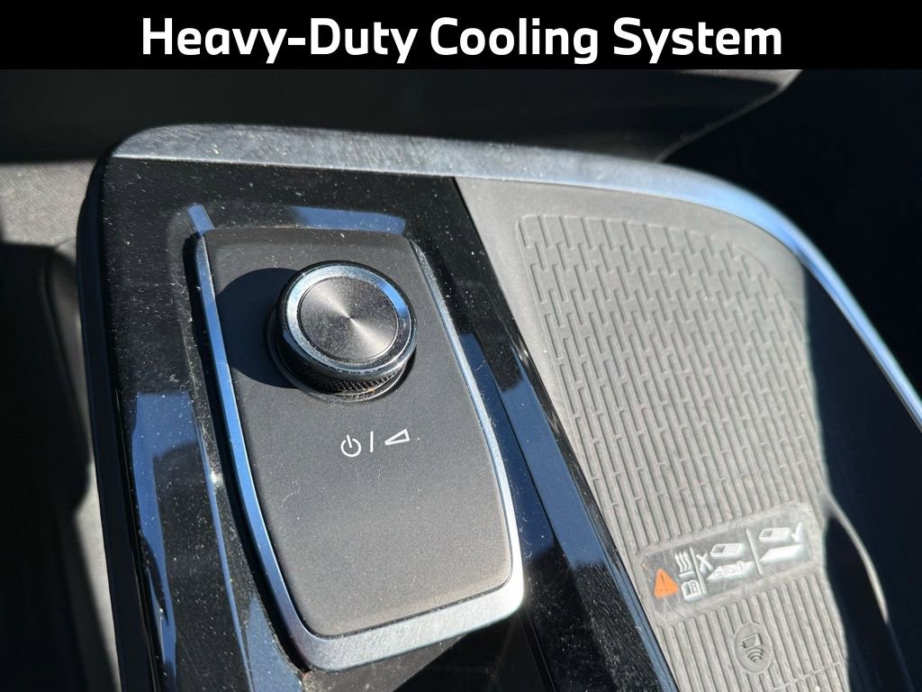 Used 2025 Buick Enclave Sport Touring w/ Power Package image 17