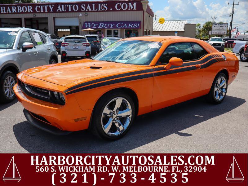 Used 2014 Dodge Challenger SXT Plus