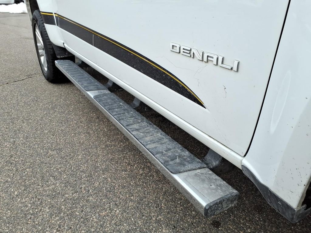 Used 2017 GMC Canyon Denali image 10