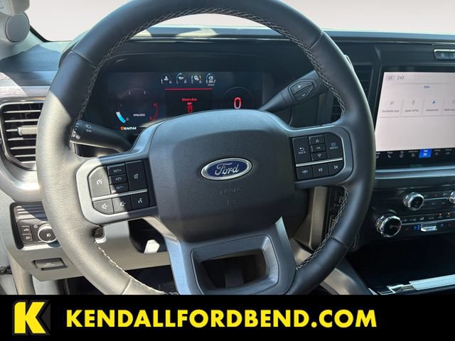 Used 2025 Ford F450 Lariat w/ FX4 Off-Road Package AWD/4WD image 13
