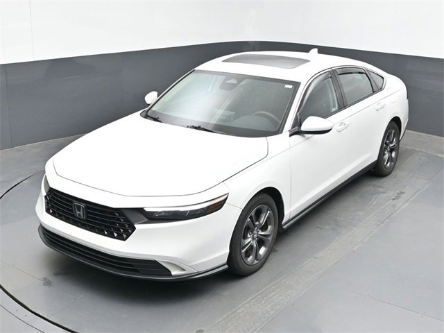 Certified 2023 Honda Accord EX image 15