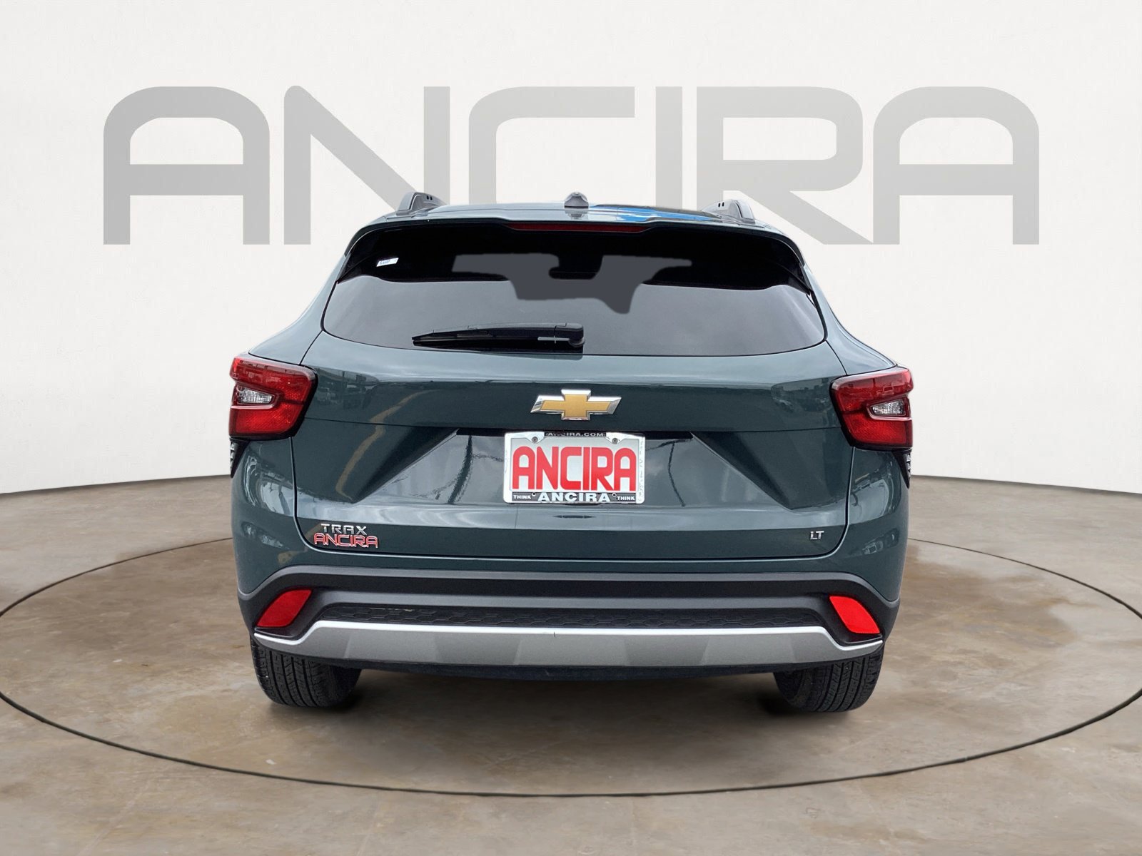 Used 2025 Chevrolet Trax LT FWD image 13