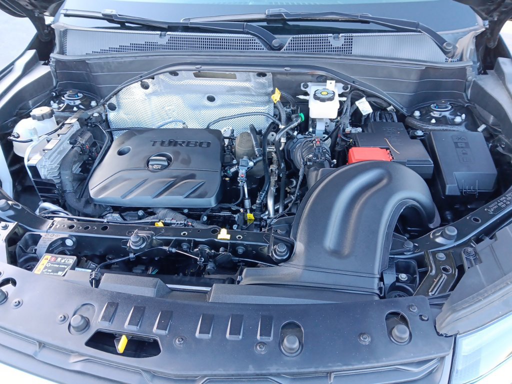 Used 2025 Chevrolet TrailBlazer LT AWD/4WD image 12