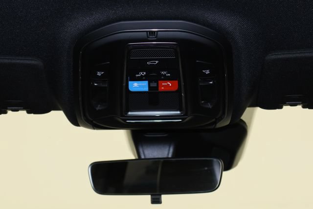 Used 2025 Jeep Grand Cherokee Altitude AWD/4WD image 24