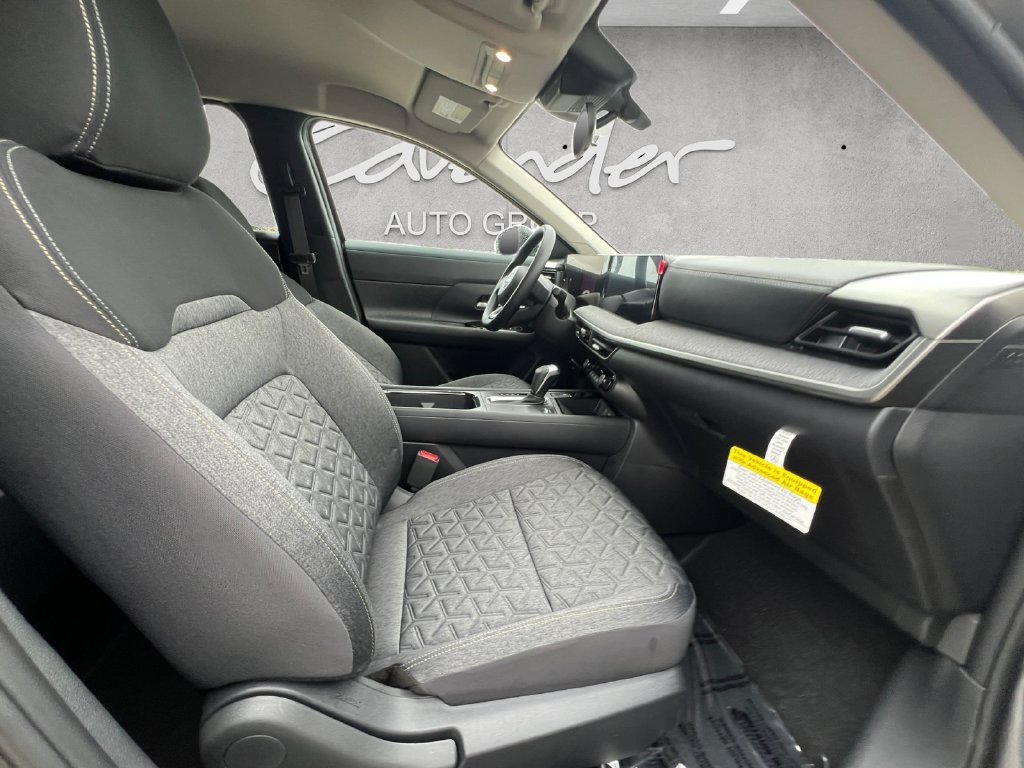 New 2027 Nissan Kicks SV FWD image 25