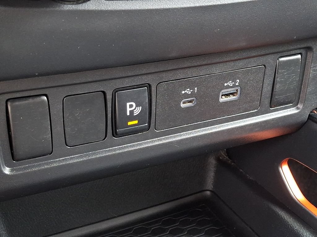 Used 2024 Nissan Frontier PRO-4X w/ Technology Package AWD/4WD image 25