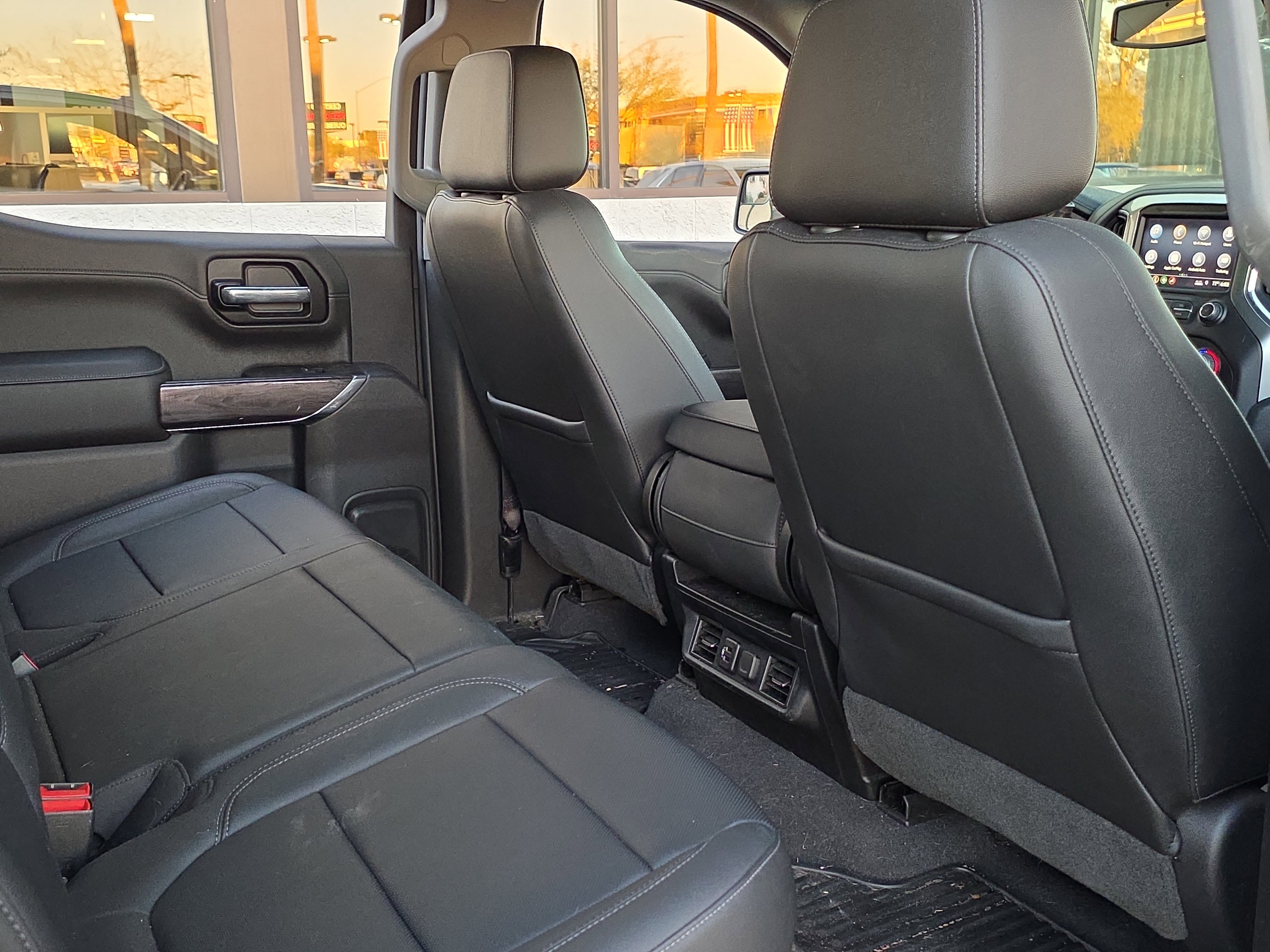 Used 2019 Chevrolet Silverado 1500 LTZ image 23
