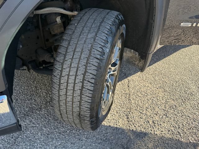 Used 2025 GMC Sierra 1500 SLT AWD/4WD image 21