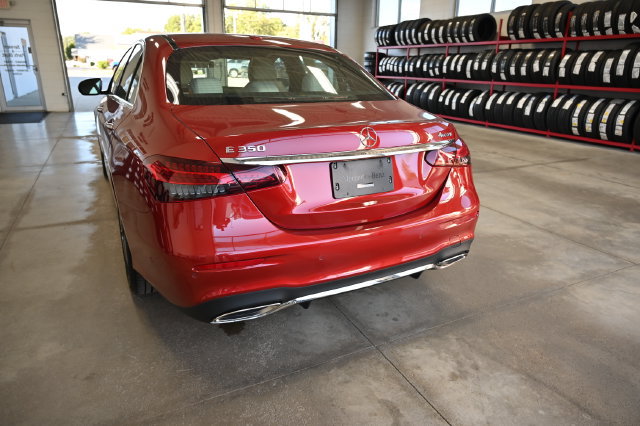 Used 2021 Mercedes-Benz E 350 4MATIC Sedan image 7
