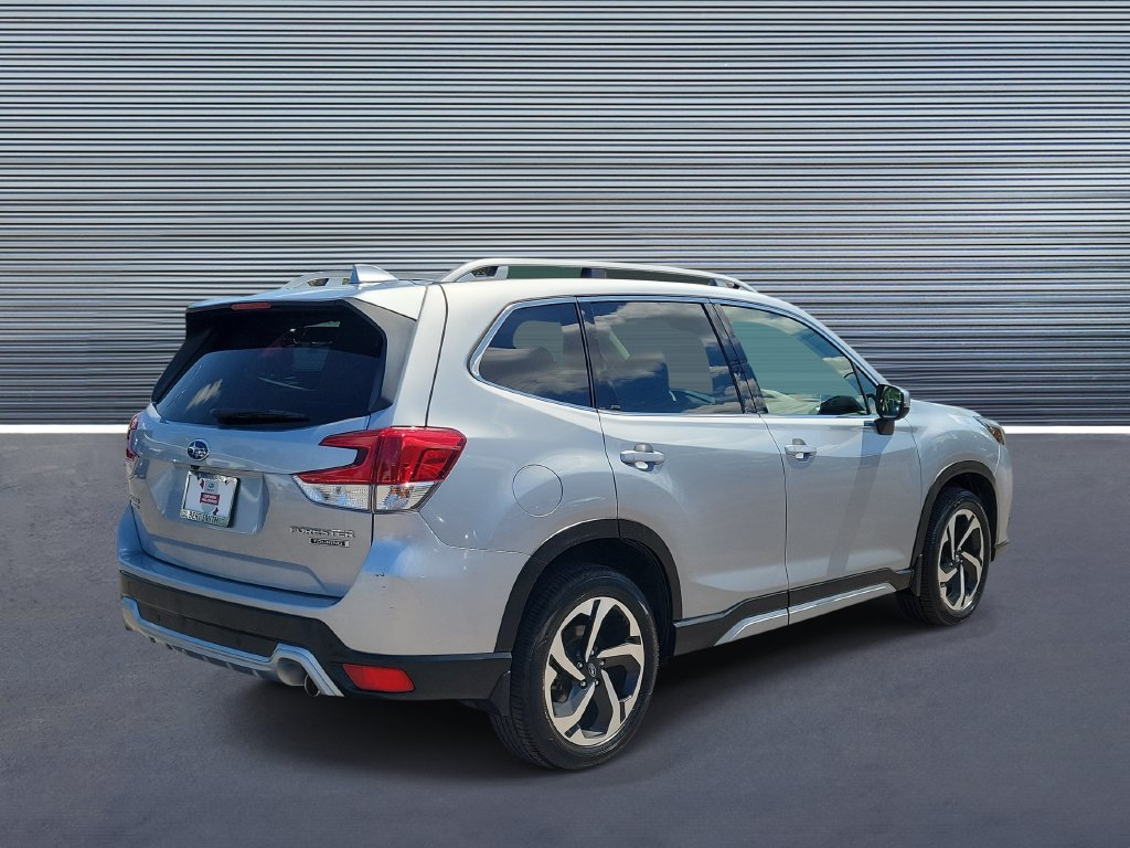 Certified 2022 Subaru Forester Touring AWD/4WD image 3