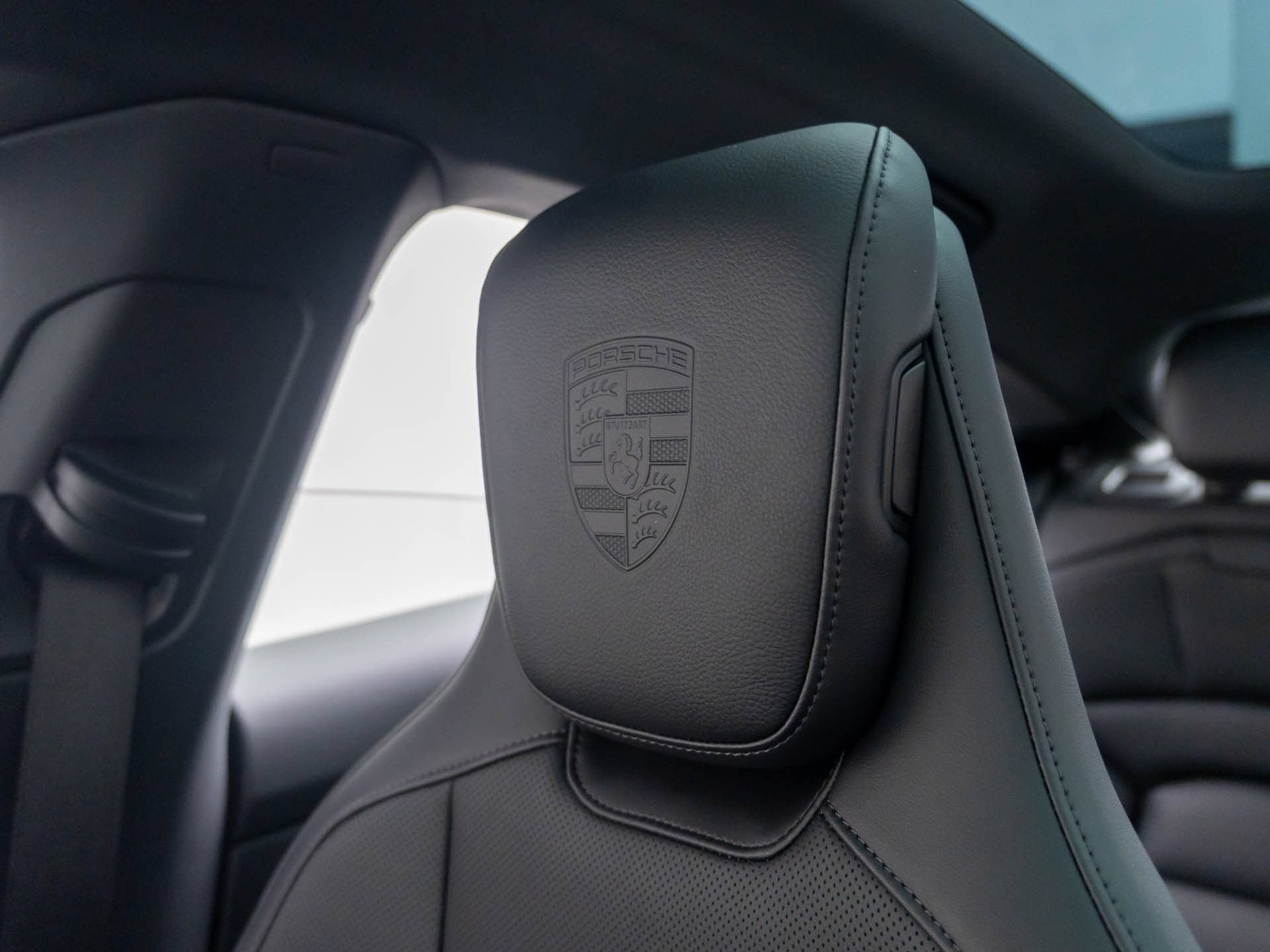 New 2026 Porsche Taycan AWD/4WD image 34