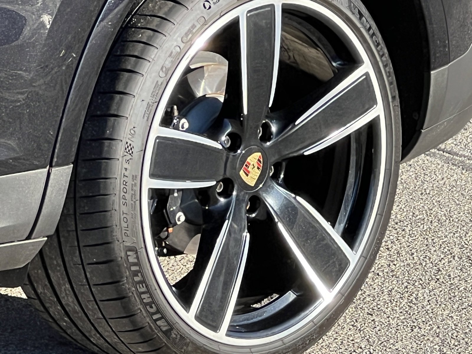 Certified 2022 Porsche Cayenne S Platinum image 14