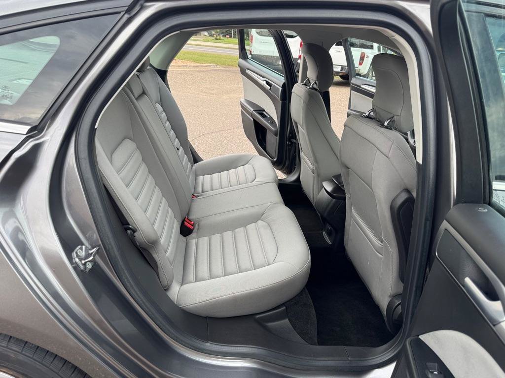 Used 2013 Ford Fusion S FWD image 21