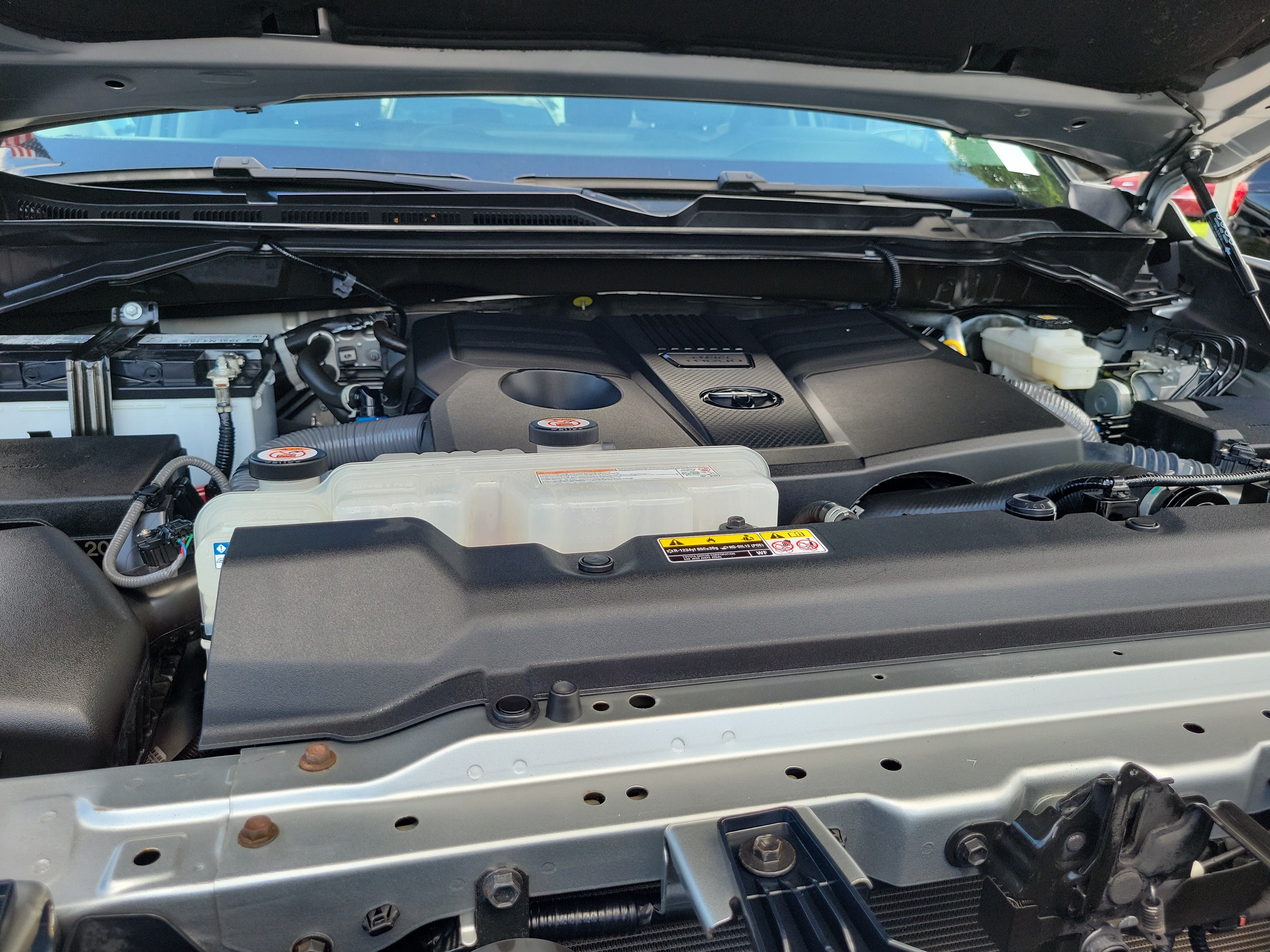 Used 2022 Toyota Tundra SR5 w/ Convenience Package RWD image 24