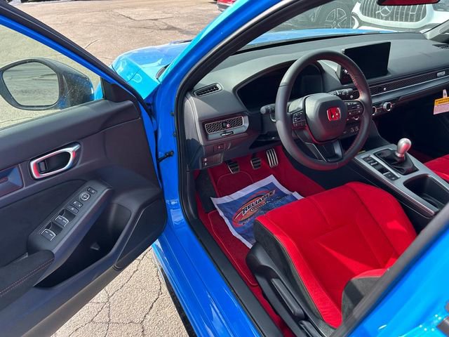 Used 2025 Honda Civic Type R image 9
