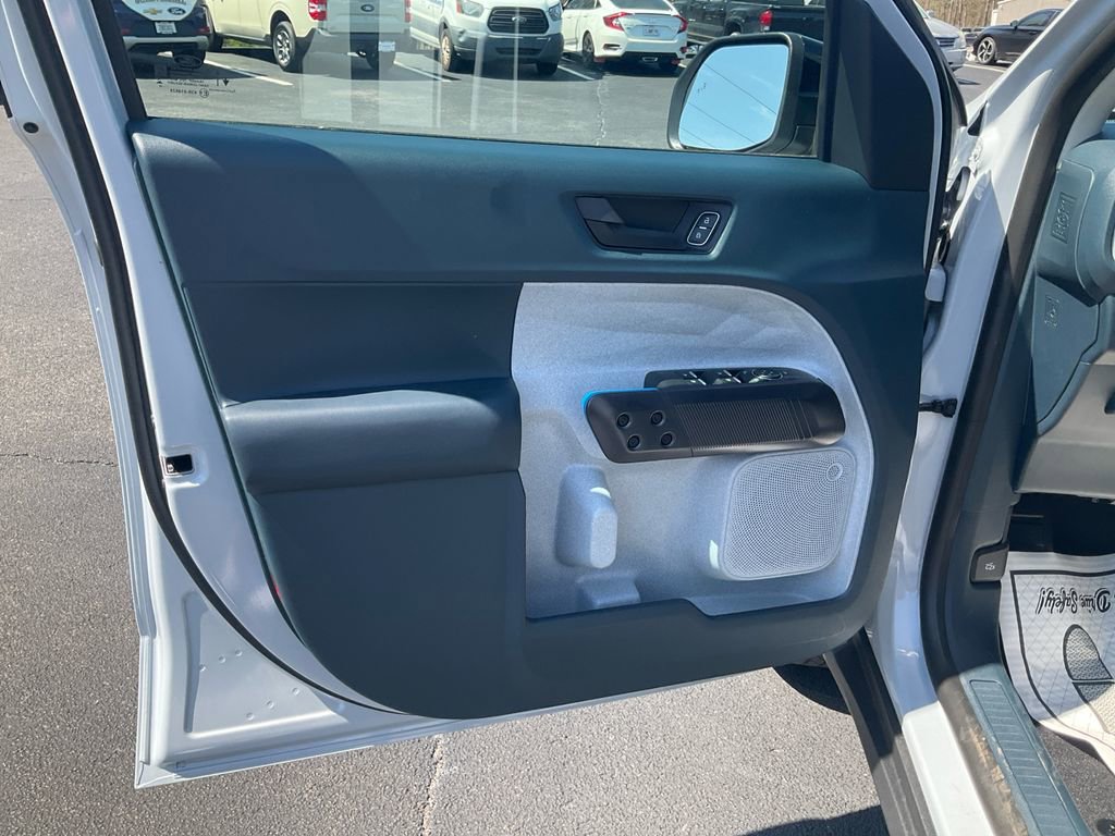 New 2026 Ford Maverick XLT image 17