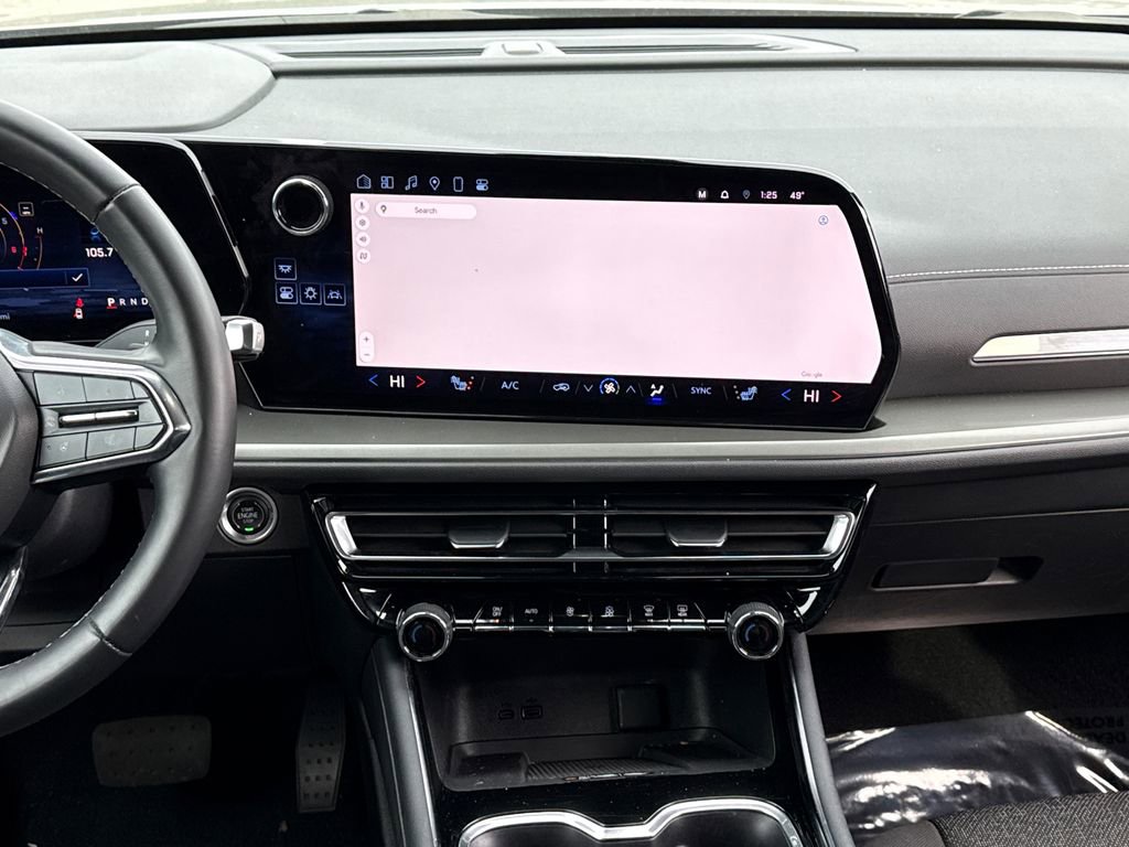 Used 2024 Chevrolet Traverse LT image 19