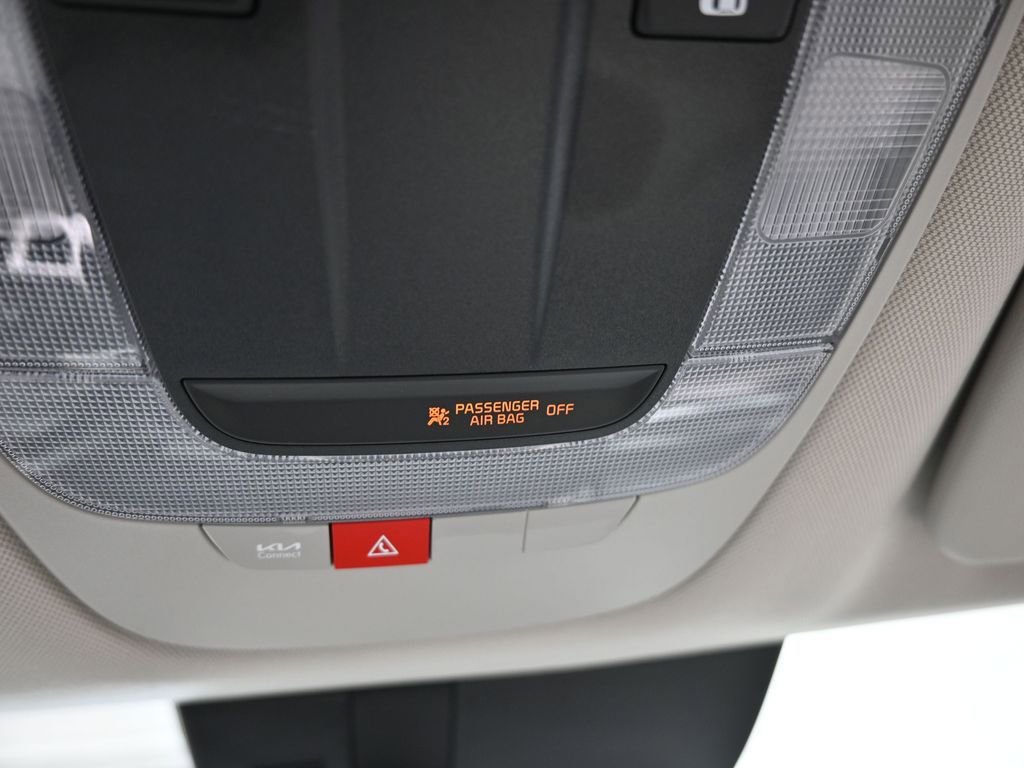 Used 2024 Kia Sportage EX image 30