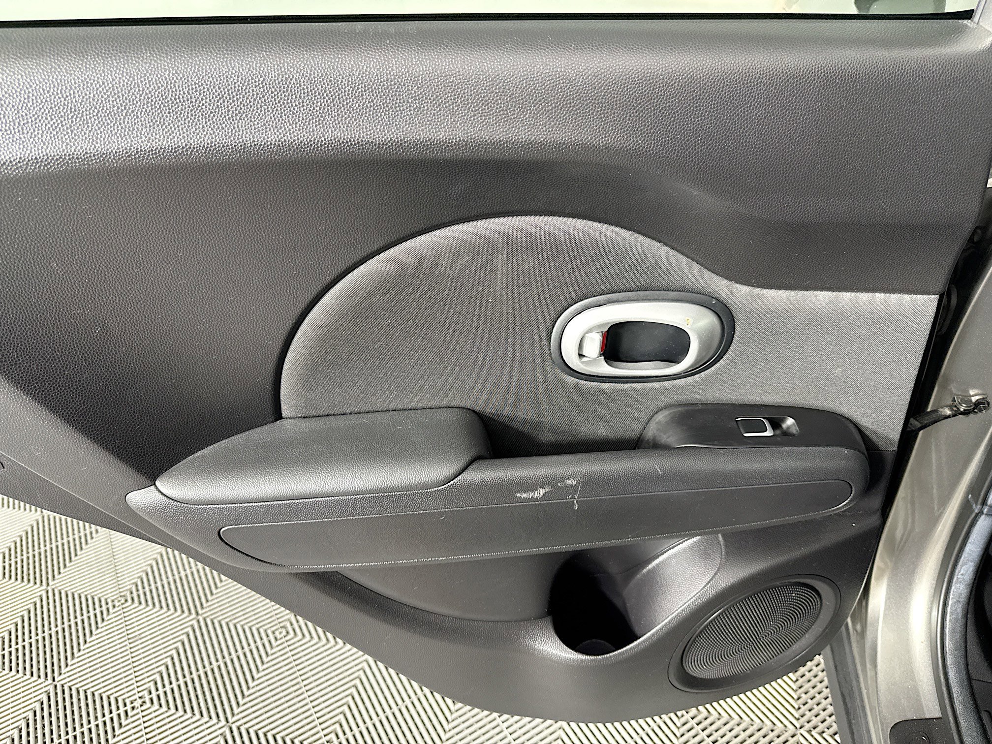 Used 2019 Kia Soul + image 24