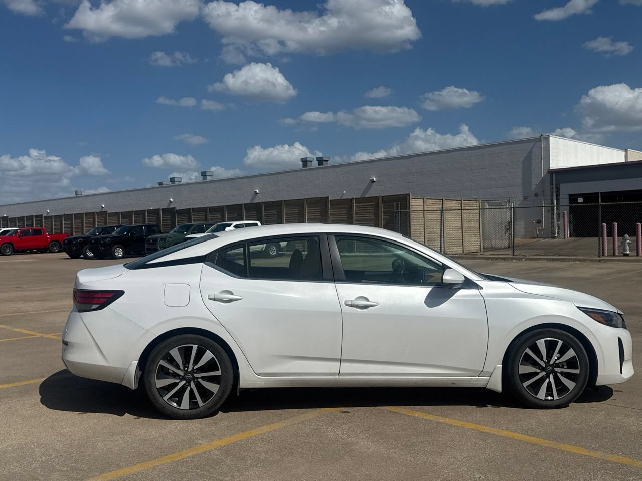 Certified 2025 Nissan Sentra SV w/ SV Premium Package FWD image 27