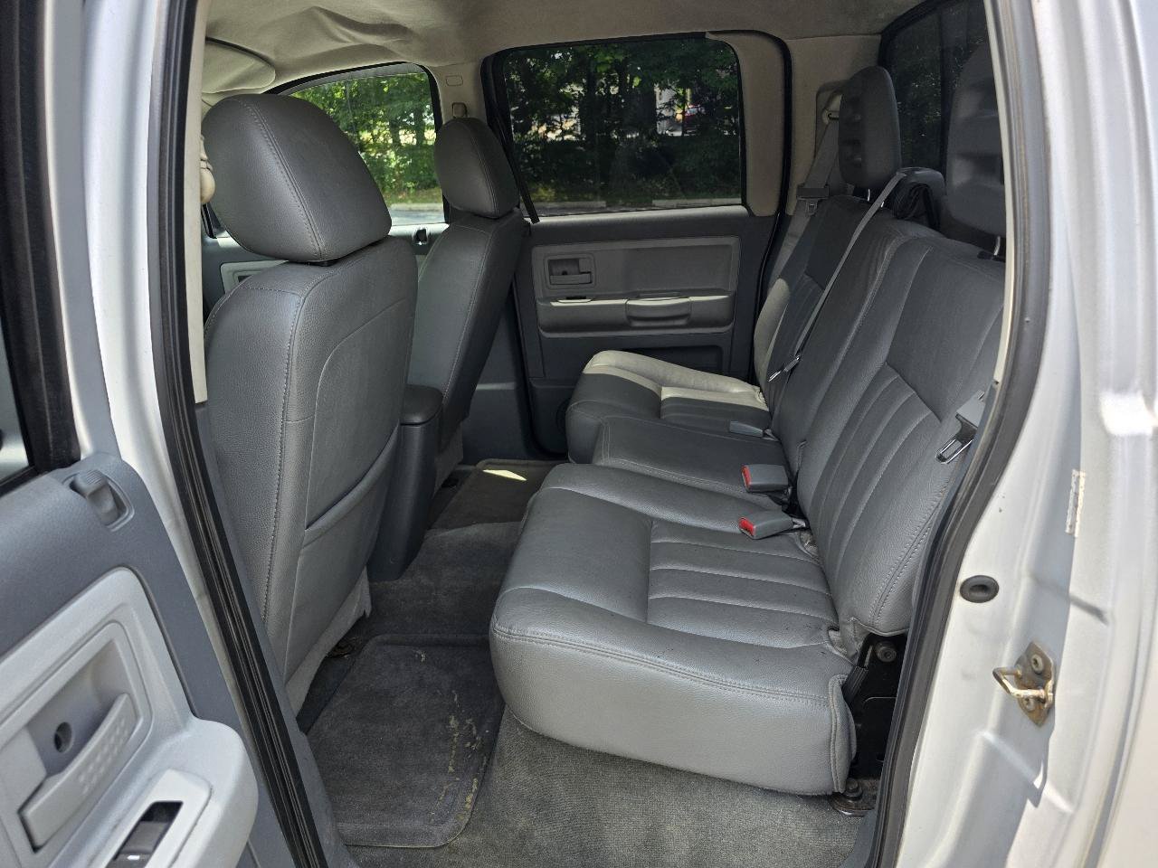 Used 2007 Dodge Dakota SLT w/ Sport Appearance Group AWD/4WD image 15