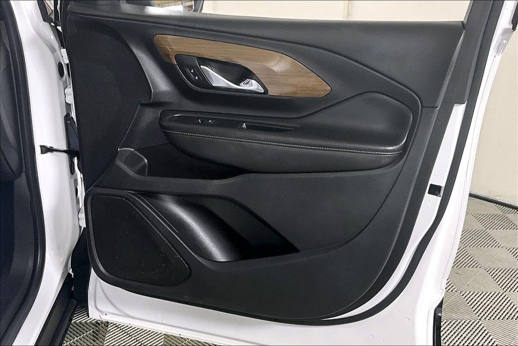Used 2018 GMC Terrain SLE image 23