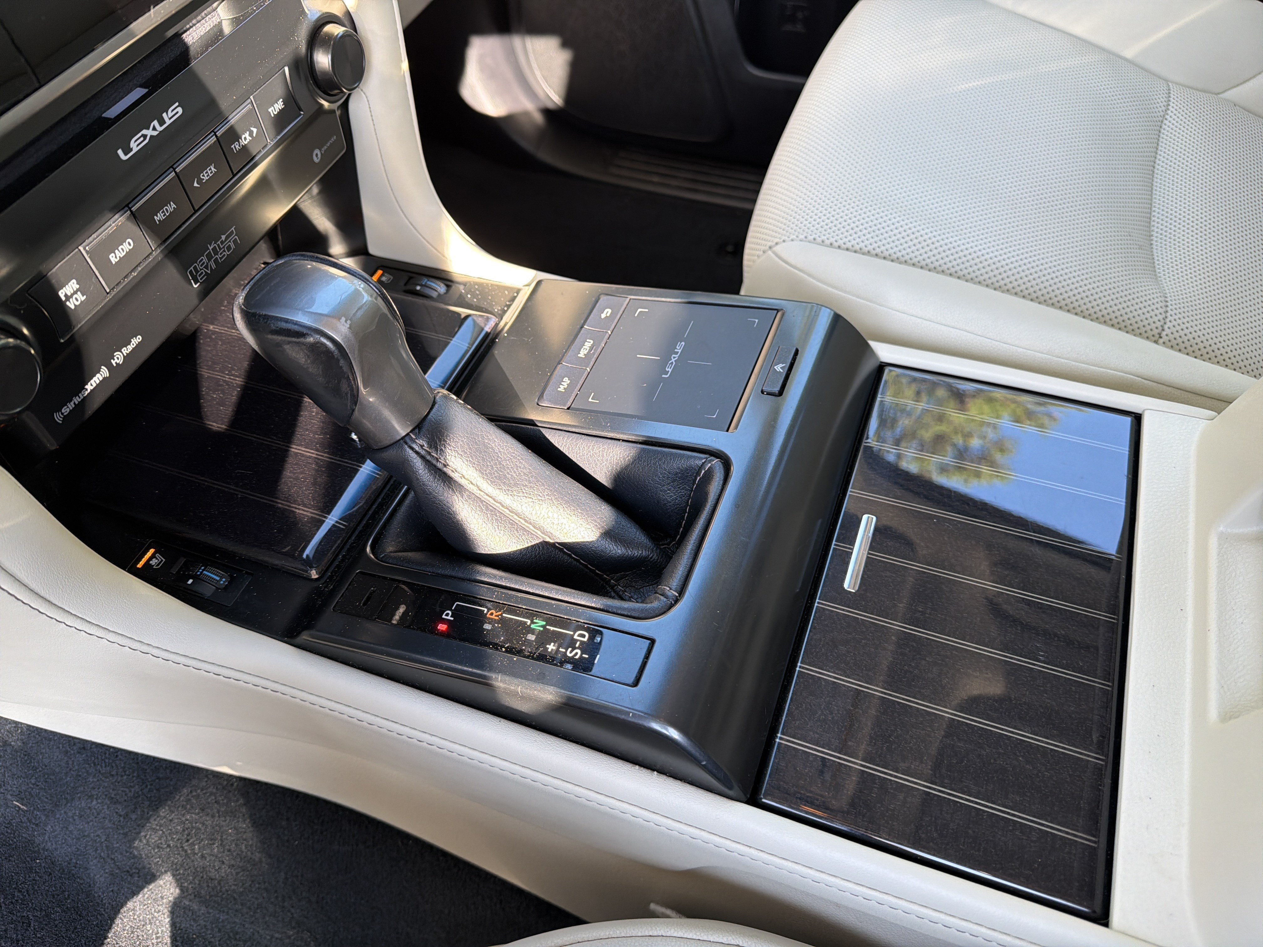 Certified 2023 Lexus GX 460 Premium AWD/4WD image 28