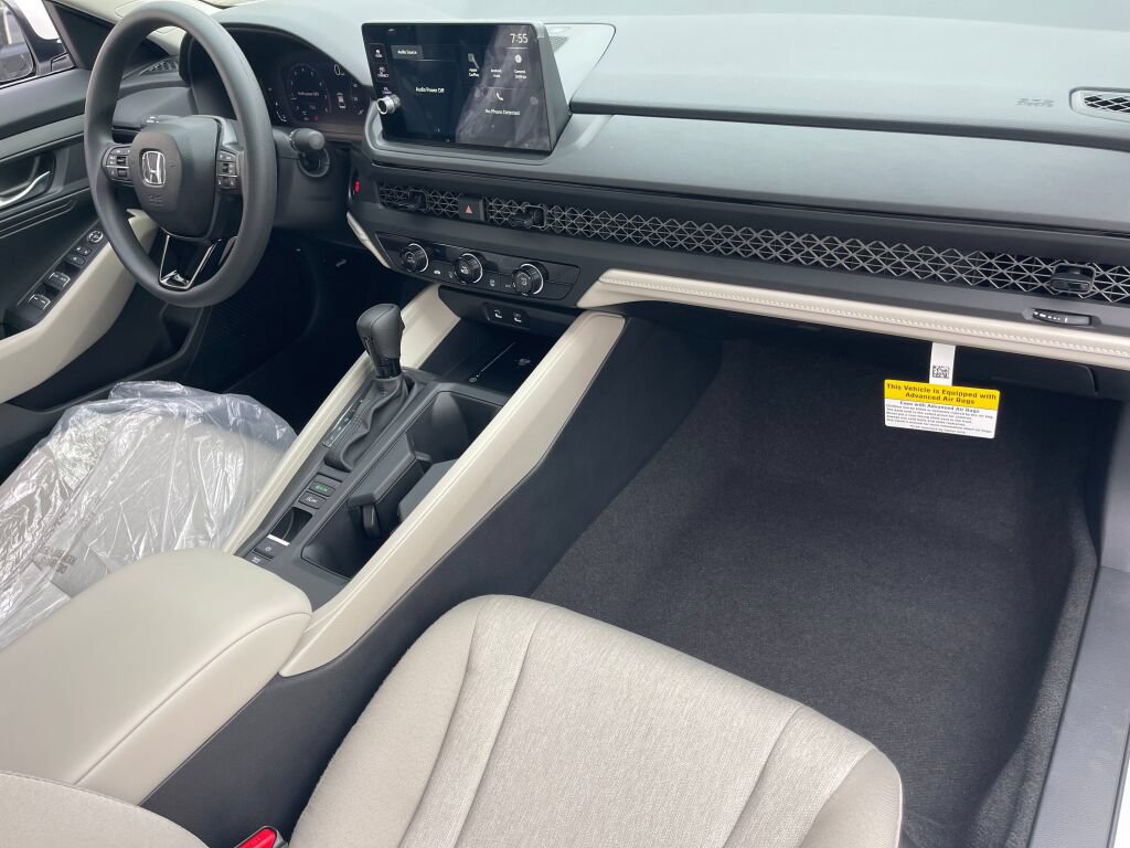New 2026 Honda Accord LX image 19