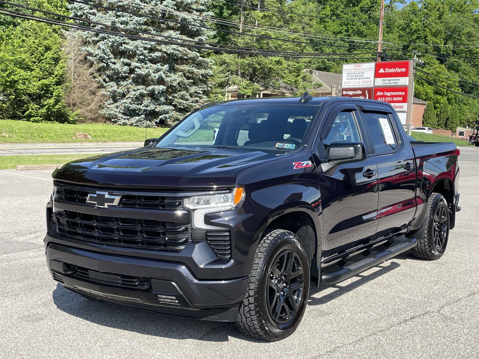 Used 2024 Chevrolet Silverado 1500 RST w/ Z71 Off-Road Package AWD/4WD image 7