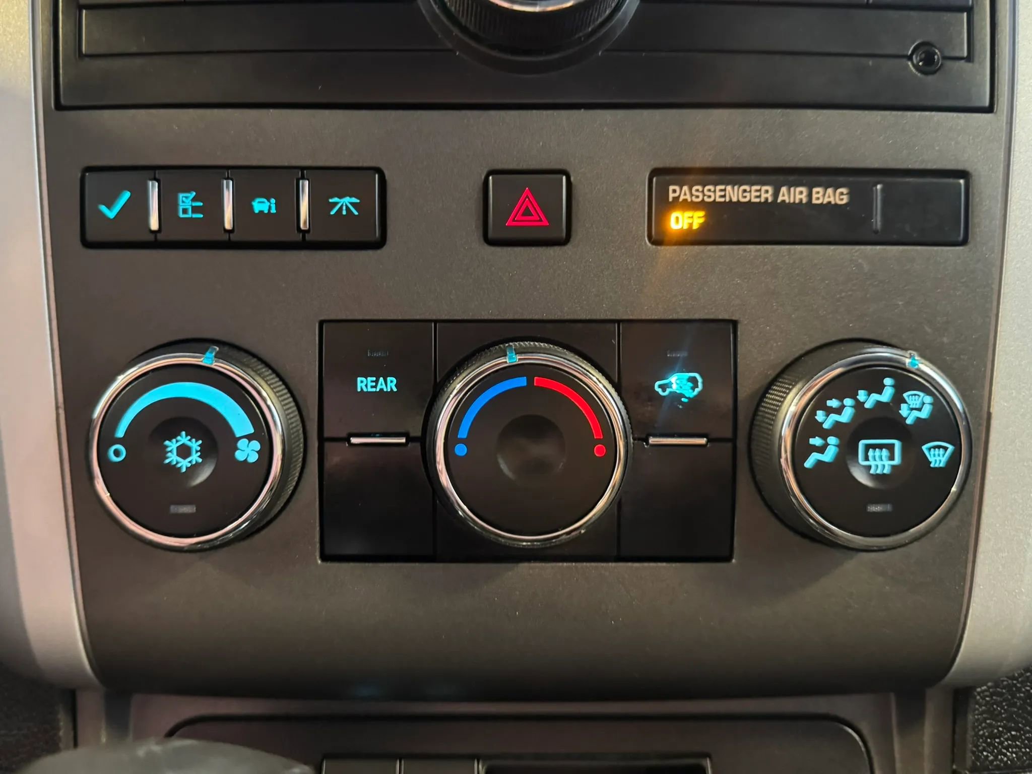 Used 2010 Chevrolet Traverse LT w/ Personal Connectivity Package FWD image 15