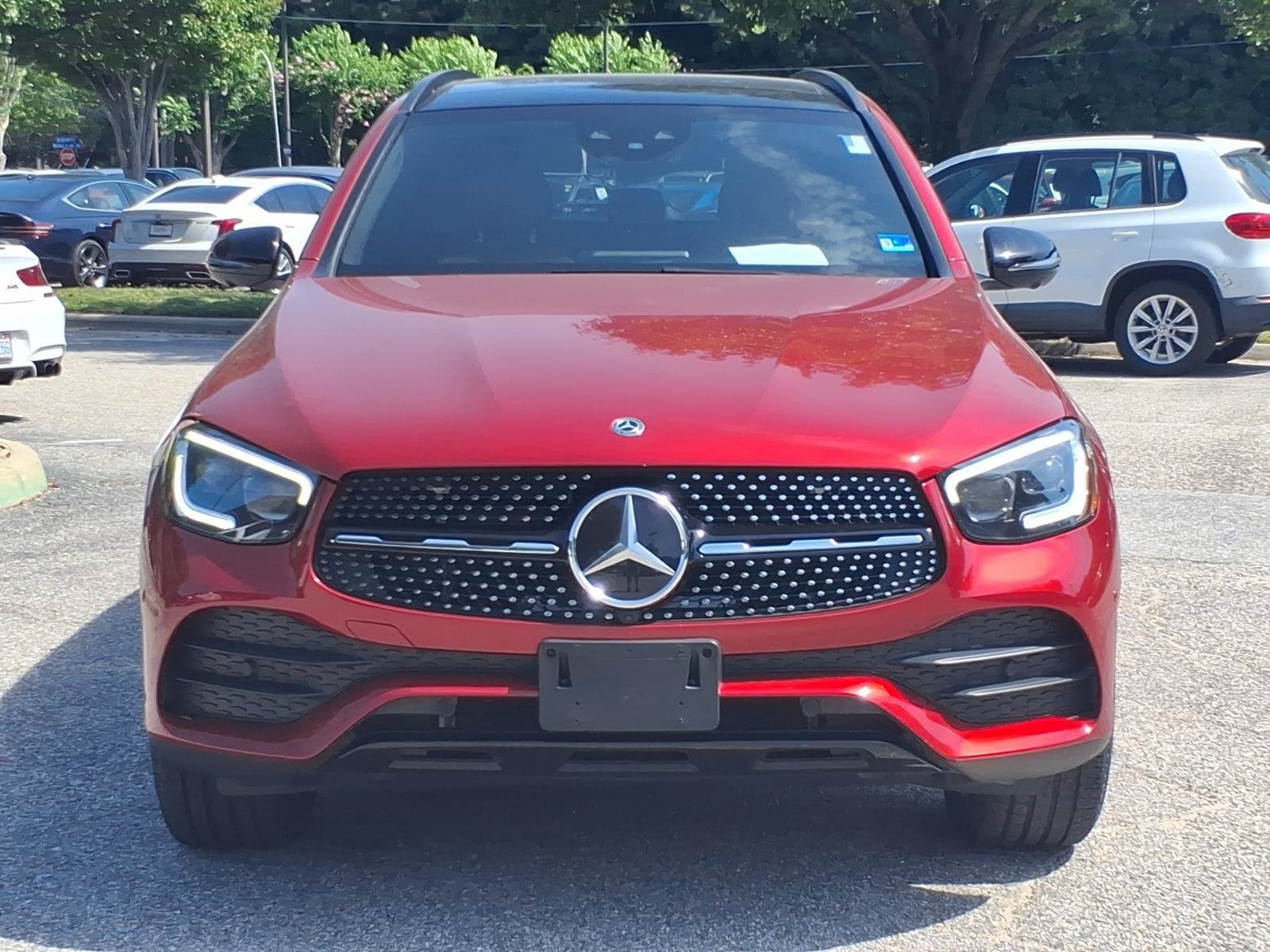 Used 2020 Mercedes-Benz GLC 300 4MATIC image 2