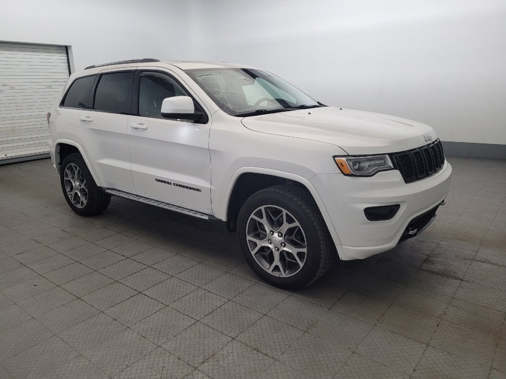 Used 2019 Jeep Grand Cherokee Overland AWD/4WD image 11