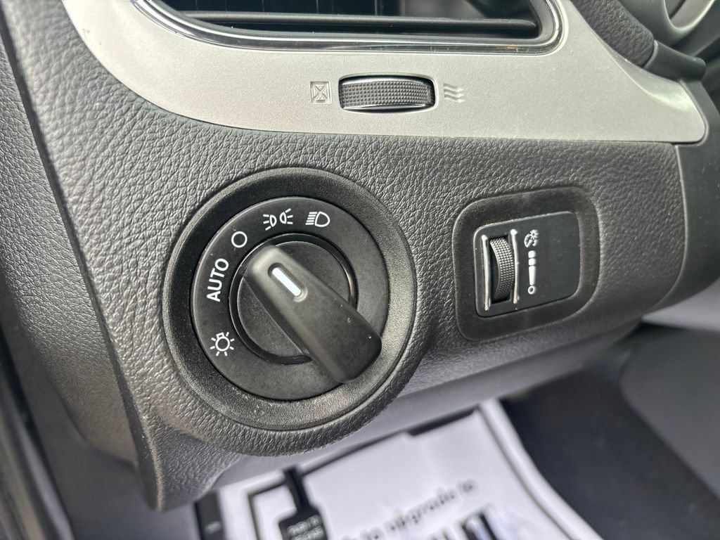 Used 2020 Dodge Journey SE FWD image 20