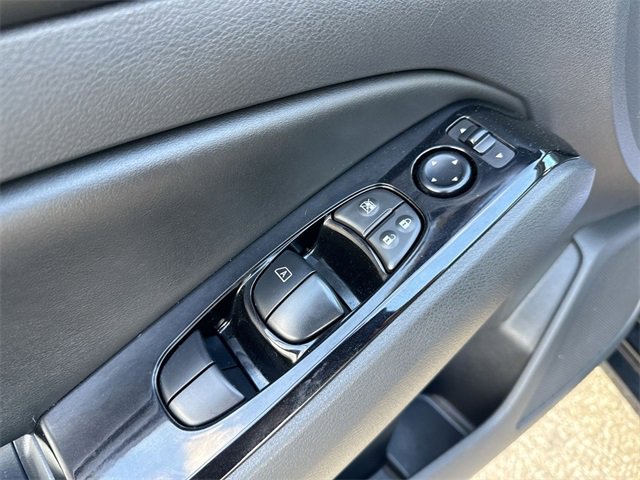 Used 2024 Nissan Altima 2.5 SR image 13