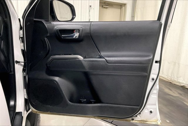 Certified 2022 Toyota Tacoma TRD Sport w/ Technology Package image 25