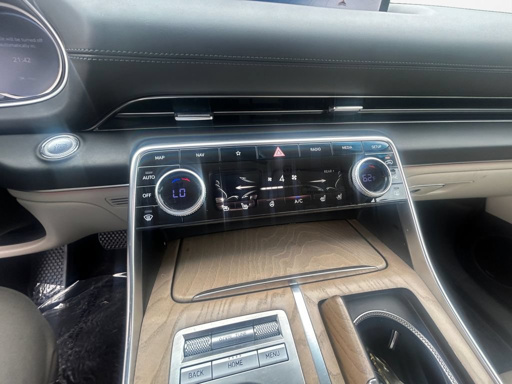 Used 2024 Genesis GV80 3.5T Advanced w/ Advanced Package AWD/4WD image 22
