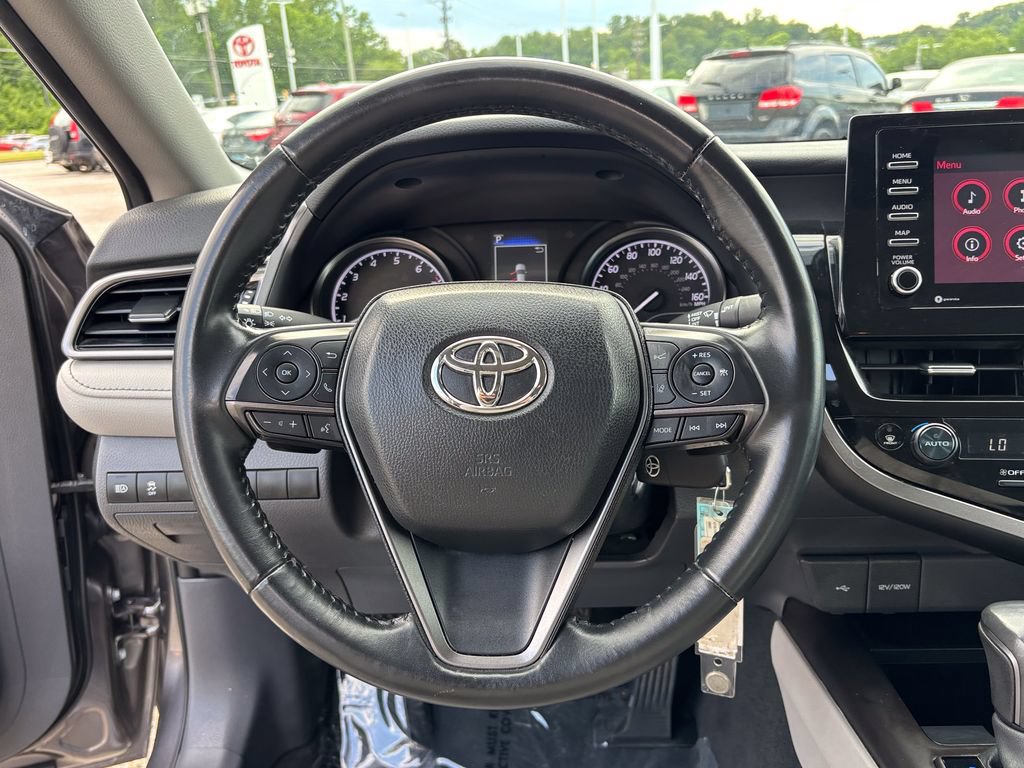 Used 2024 Toyota Camry SE FWD image 30