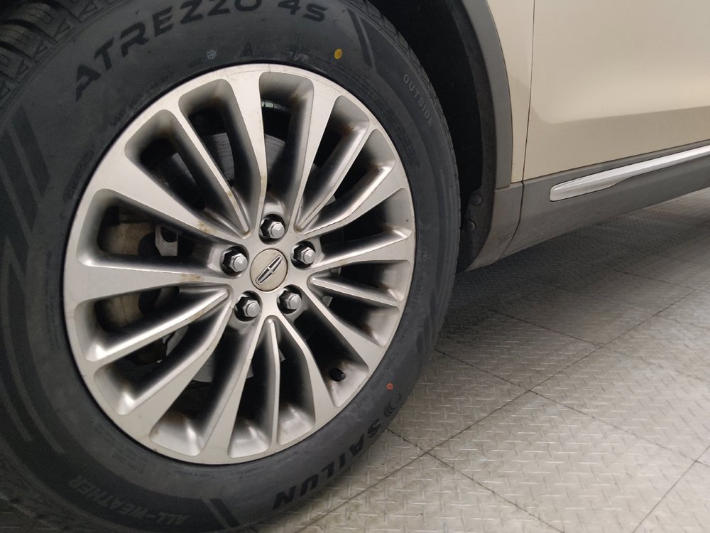 Used 2017 Lincoln MKX Select w/ Select Plus Package FWD image 31