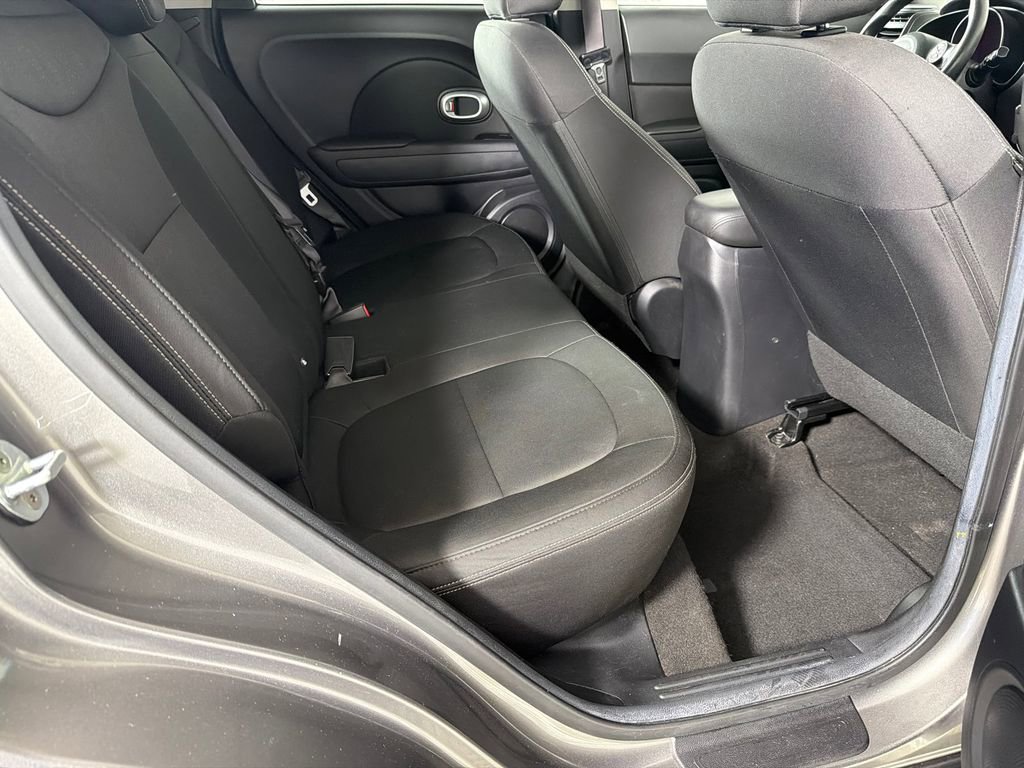 Used 2016 Kia Soul image 15