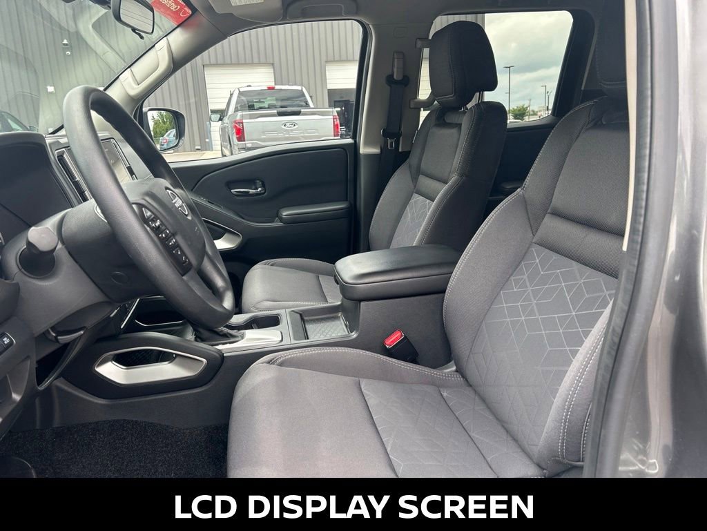 Certified 2025 Nissan Frontier SV RWD image 9
