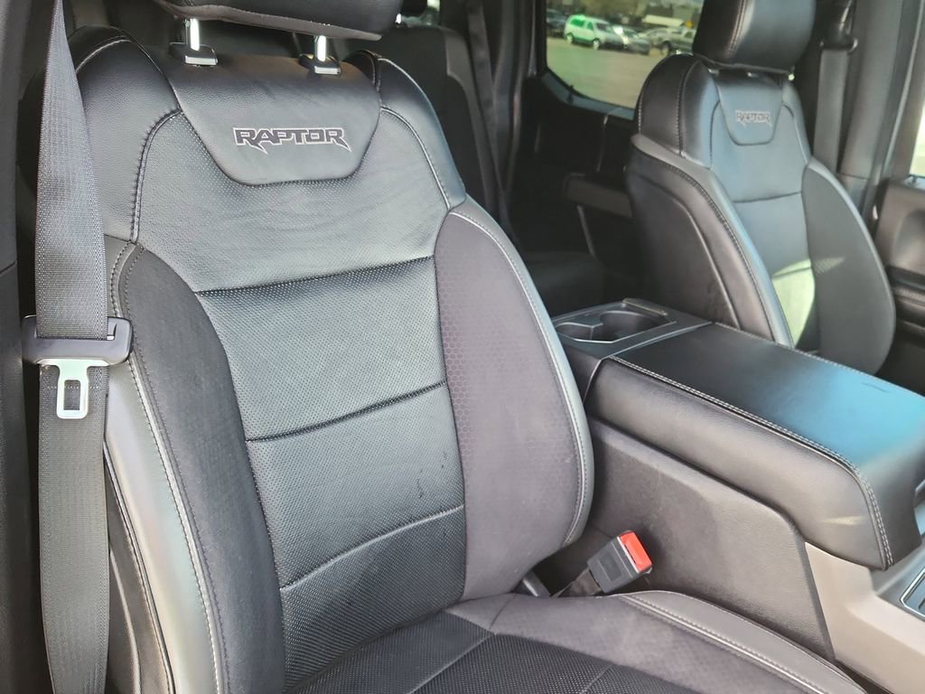 Used 2020 Ford F150 Raptor w/ Equipment Group 802A Luxury AWD/4WD image 18
