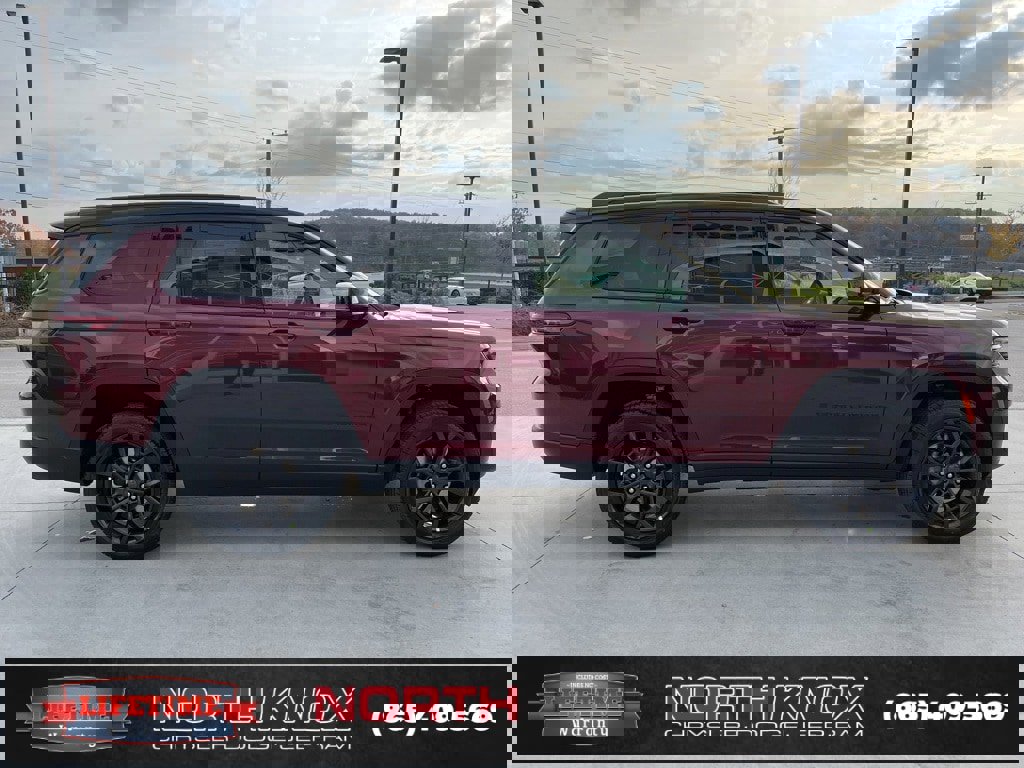 New 2025 Jeep Grand Cherokee L Limited image 23
