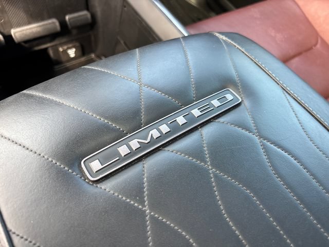 Used 2025 RAM 1500 Limited AWD/4WD image 27