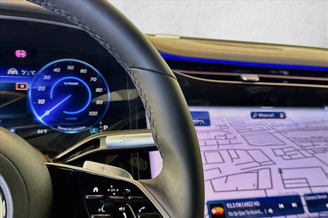 New 2026 Mercedes-Benz EQS 400 4MATIC SUV image 15