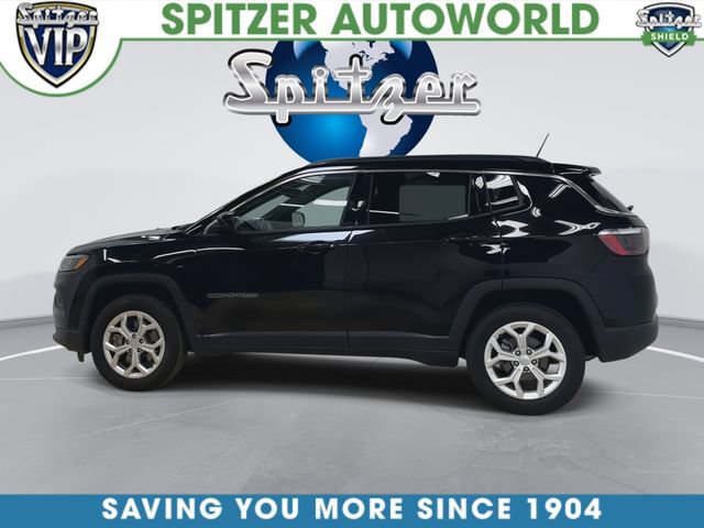 Used 2024 Jeep Compass Latitude AWD/4WD image 7