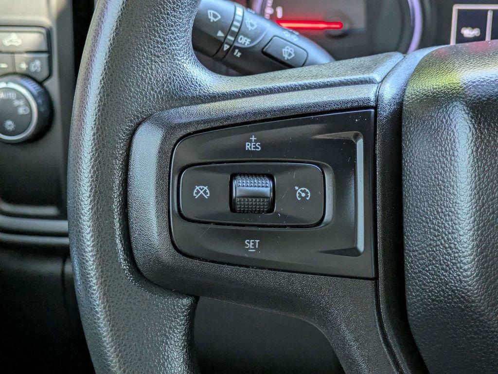 Used 2020 Chevrolet Silverado 1500 Custom w/ Custom Value Package RWD image 24